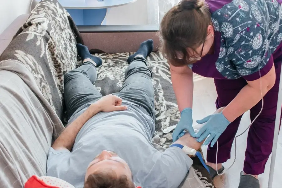 Срочный вывод из запоя в Тюкалинске: быстро, недорого